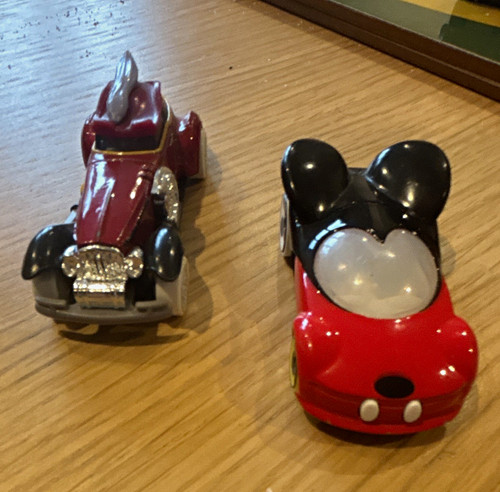 Disney mickey mouse - disney, mouse/captain